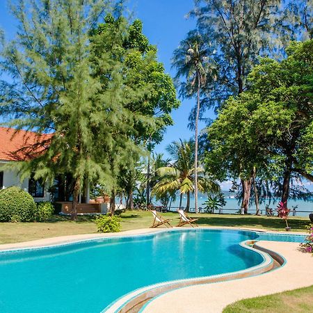 Villa Miracle Rawai Eksteriør bilde